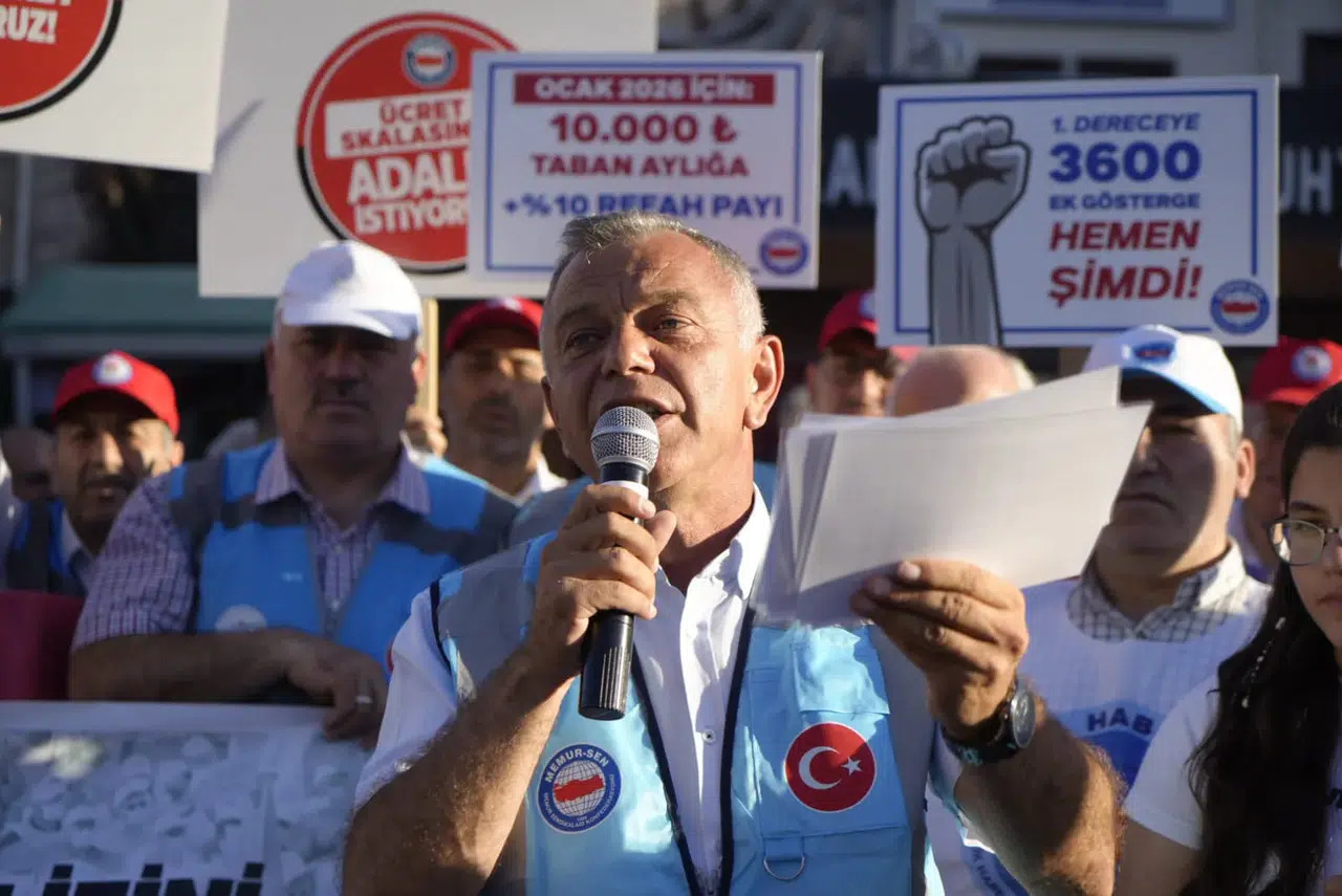 8325-memur-sen-il-baskani-aslan-memurun-sesine-kulak-kapatildi
