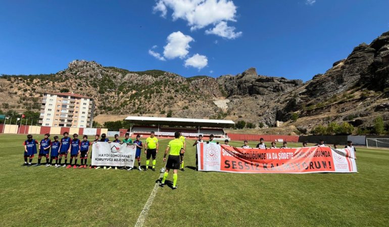 UYAFA Gümüşhane 2025 Tek Yürek Futbol Turnuvası Coşkuyla Başladı