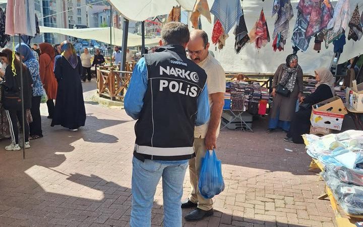 Gümüşhane’de Narkotik Polisi Vatandaşları Bilgilendirdi