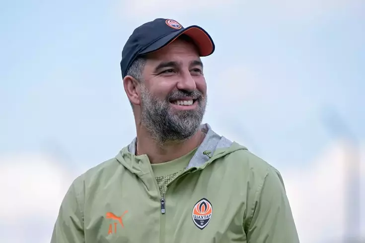 arda-turan-in-yildizi-kevin-rekor-fiyata-fulham-18947538_9343_amp.jpg