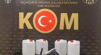 bayburt-ta-sahte-icki-operasyonunda-110-litre-18971452_amp.jpg