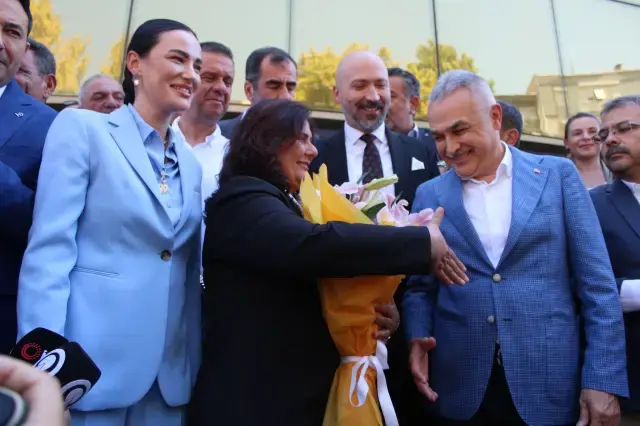 Çerçioğlu, resmen meydan okudu: Alnım ak, başım dik