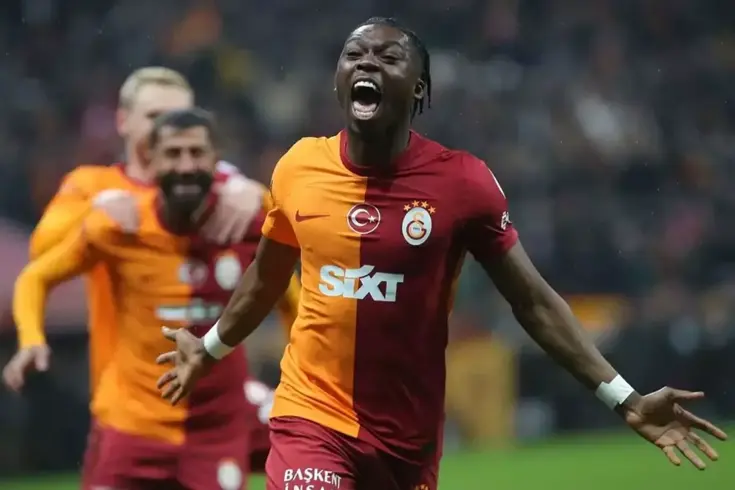 galatasaray-ayriligi-duyurdu-derrick-kohn-un-18963261_3756_amp.jpg