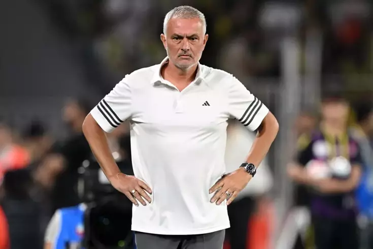 jose-mourinho-bu-kez-de-sosyal-medya-ve-18975806_4295_amp.jpg