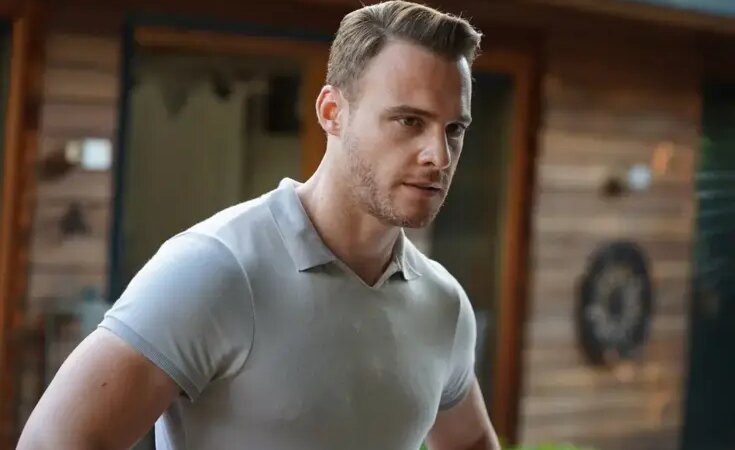 Kerem Bürsin hayatının bilinmeyen yönlerini anlattı