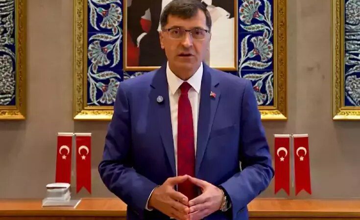 Kütahya Belediye Başkanı, AK Parti’ye geçeceği iddiasını yalanladı