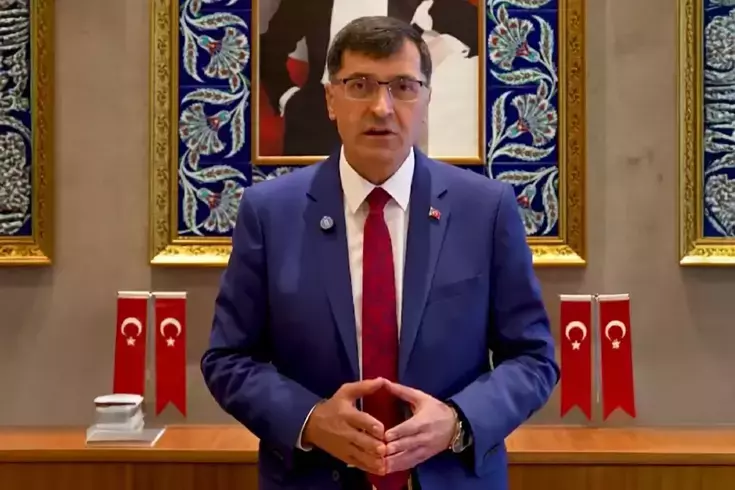 kutahya-belediye-baskani-ak-parti-ye-gececegi-18963538_9139_amp.jpg