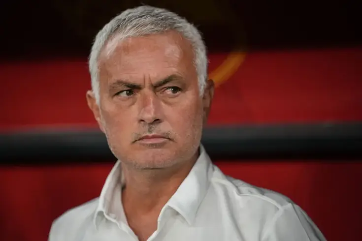 mourinho-dan-fenerbahce-taraftarini-kizdiracak-18954794_9265_amp.jpg