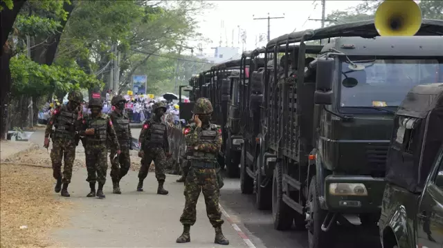 Myanmar'da ordudan yerleşim yerine hava saldırısı: 21 ölü, 7 yaralı