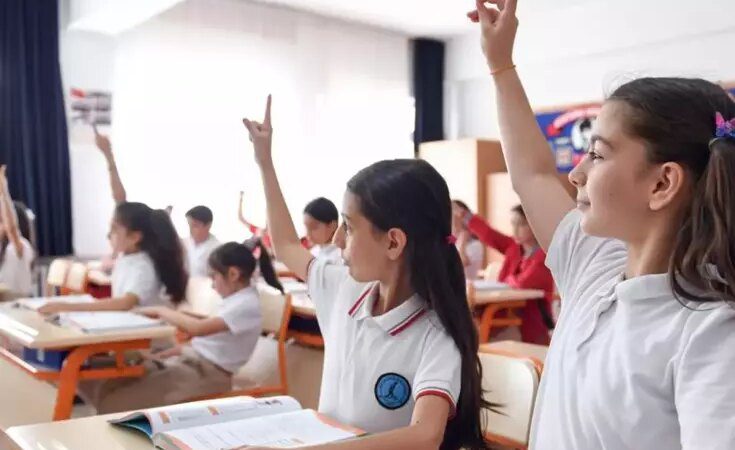 Okullara forma zorunluluğu geri geliyor! Bakan Tekin detayları açıkladı