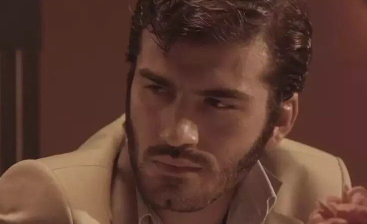 Oyuncu Ufuk Bayraktar gözaltına alındı