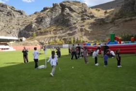 110-gumushanede-cocuklar-icin-duzenlenen-senlikte-yuzlerce-cocuk-doyasiya-eglendi-5