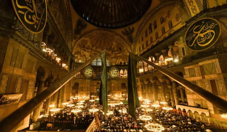 Gümüşhane’nin Altın Objektifi Uğur Bulut, Ulusal Fotoğraf Yarışmasından Çifte Ödülle Döndü