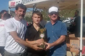 2084-destan-gumushanenin-gururu-oldu