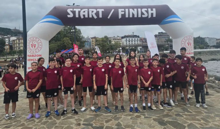 Gümüşhane Yüzme Takımı Antalya’daki Türkiye Finallerine Hazırlanıyor