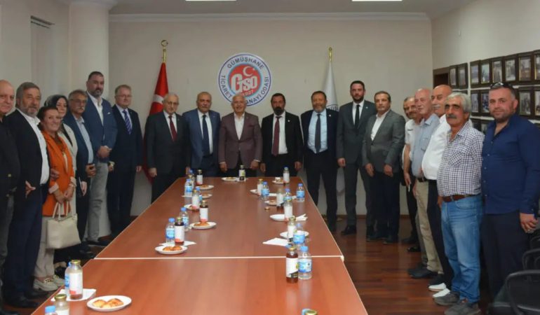 İYİ Parti Heyeti Gümüşhane’de Esnafın Nabzını Tuttu