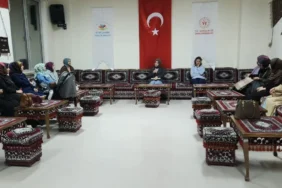 5650-klasik-metin-okumalari-ve-universite-sehir-bulusmalari-ilgi-gordu