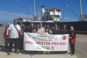 6057-gumushaneden-samsuna-kulturel-gezi-cocuklar-milli-mucadele-tarihini-ogrendi