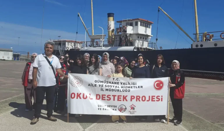 Gümüşhaneli Çocuklar Samsun’da Tarih Yolculuğuna Çıktı