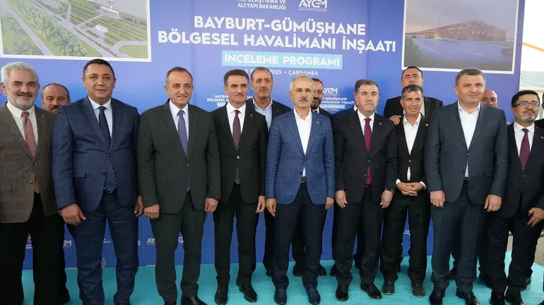 Bakan Uraloğlu: “Bayburt-Gümüşhane Havalimanı’nda İlk Uçuş 2026’da Gerçekleşecek”