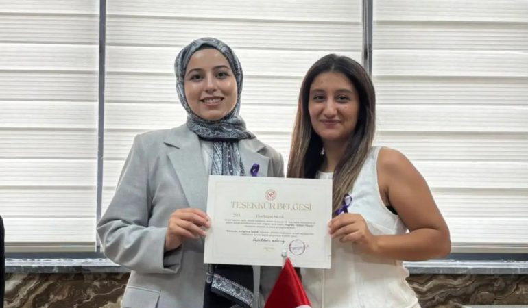 Gümüşhane’de Başarılı Sağlık Çalışanları Ödüllendirildi