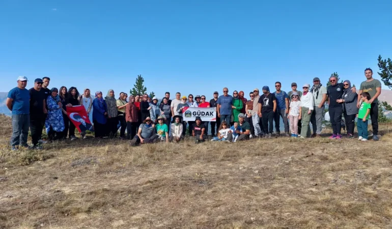 Doğanın Şifa Kaynağı Likarpa, Zigana’da Şenliğe Dönüştü
