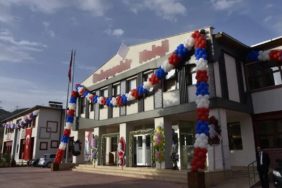 8163-akademi-baska-ile-mi-kaydiriliyor