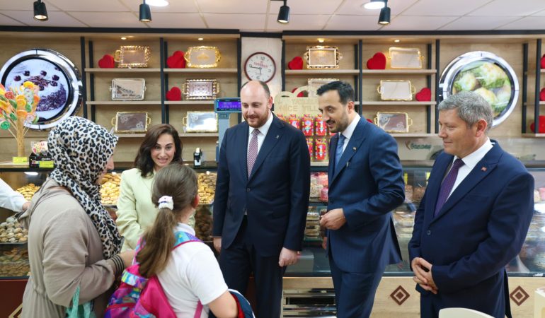 AK Parti’den bir günde 1.700 program