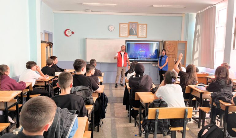Gümüşhane Gençlik Merkezi’nden Öğrencilere Tanıtım Ziyareti