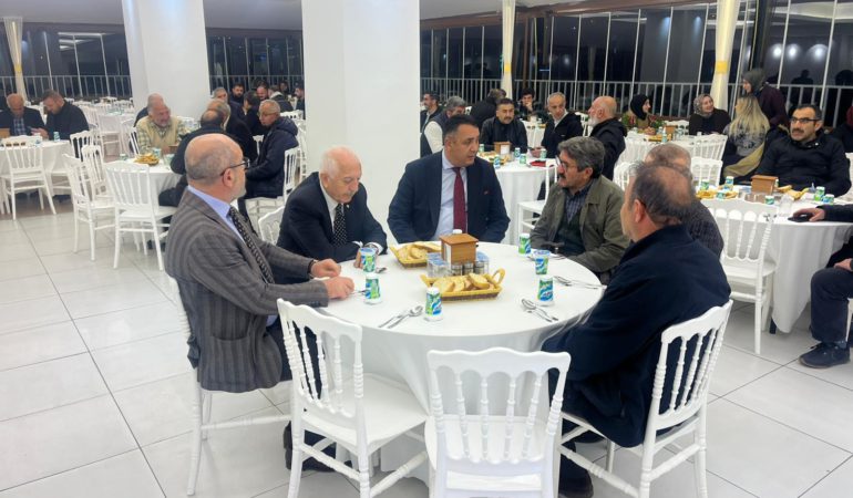 Duyarlı esnafa teşekkür yemeği