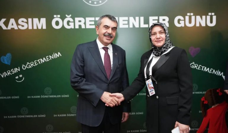 Gümüşhane’nin “Yılın Öğretmeni” Mehtap Öztürk, Ankara’da Şehri Gururla Temsil Etti