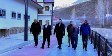 d7fb4684-7f6c-430a-ad24-1540a737a6ab