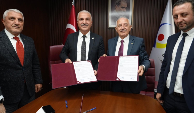 Akçay: “Kocaeli’nde Gümüşhane’nin Yatırım Gücünü Anlattık”