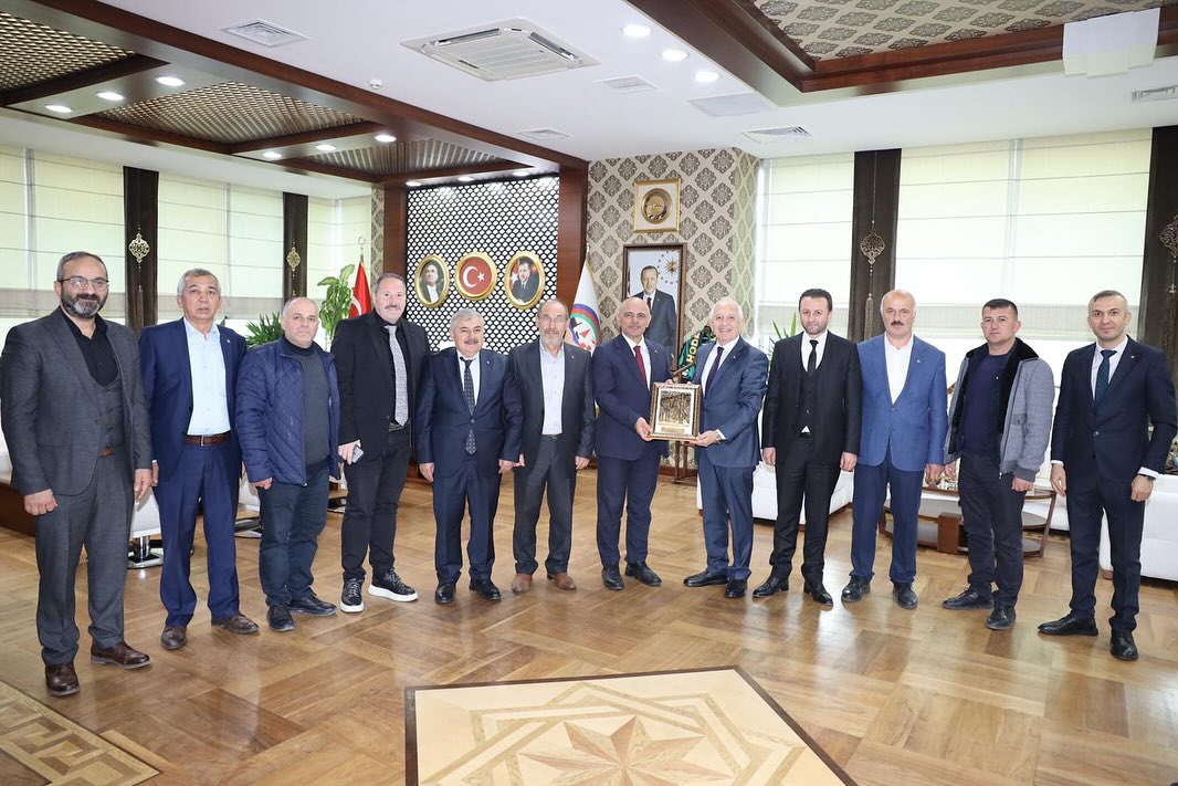 601371555_18414566929185677_3676355168310438508_n (1)