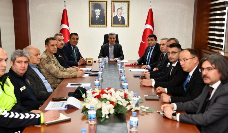 Vali Baruş’tan Kar Alarmı: Tüm Kurumlar Sahada, Tedbirler En Üst Seviye