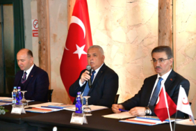 GİRESUN'DA "DÜZENSİZ GÖÇLE MÜCADELE KOORDİNASYON" TOPLANTISI GERÇEKLEŞTİRİLDİ