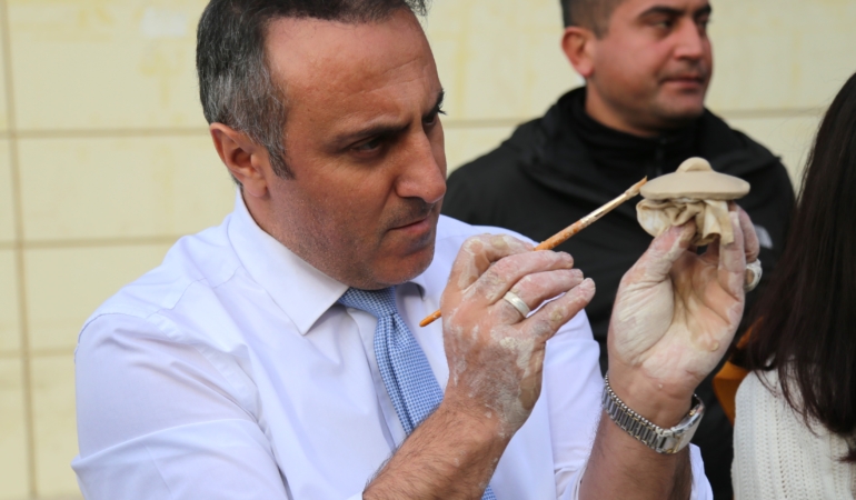 “Eline Çamur, Ruhuna Huzur” Kampüste Kültürle Buluştu