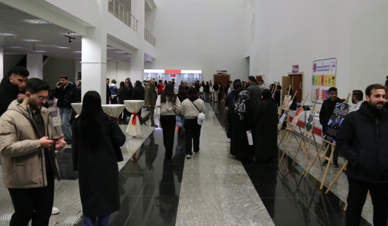 55 Öğrenci Kulübü Aynı Programda Buluştu