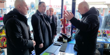 fafa5083-9967-4817-b8de-f4dc7361b19d