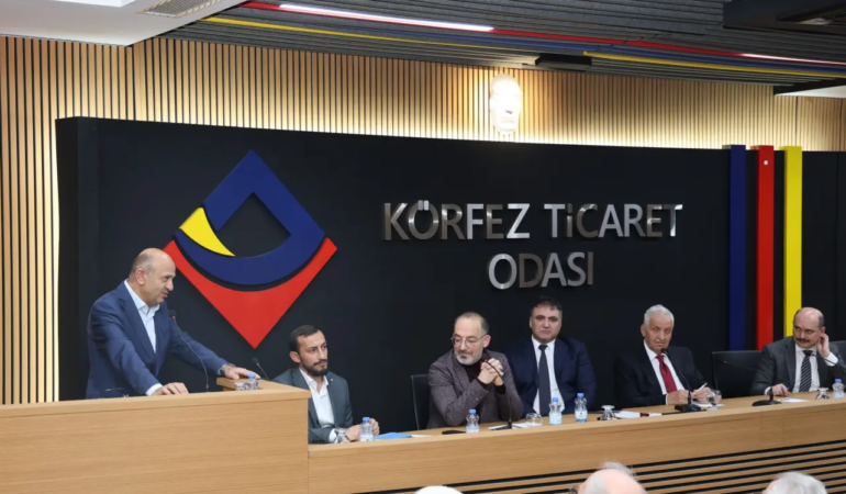 Siyasetin Duayeni Sungurlu, Tecrübelerini Kocaeli’de Paylaştı