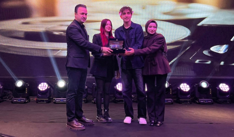 GÜ İletişim Fakültesi RATEM’de 3 Ödülle Zirveye Çıktı