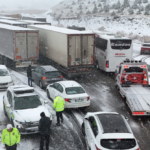 ERZİNCAN-SİVAS KARA YOLUNDA ULAŞIM GÜÇLÜKLE SAĞLANIYOR