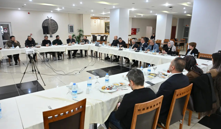 Rektör Yıldız: “Dijital çağda gerçek gazeteciliğin değeri daha da arttı”