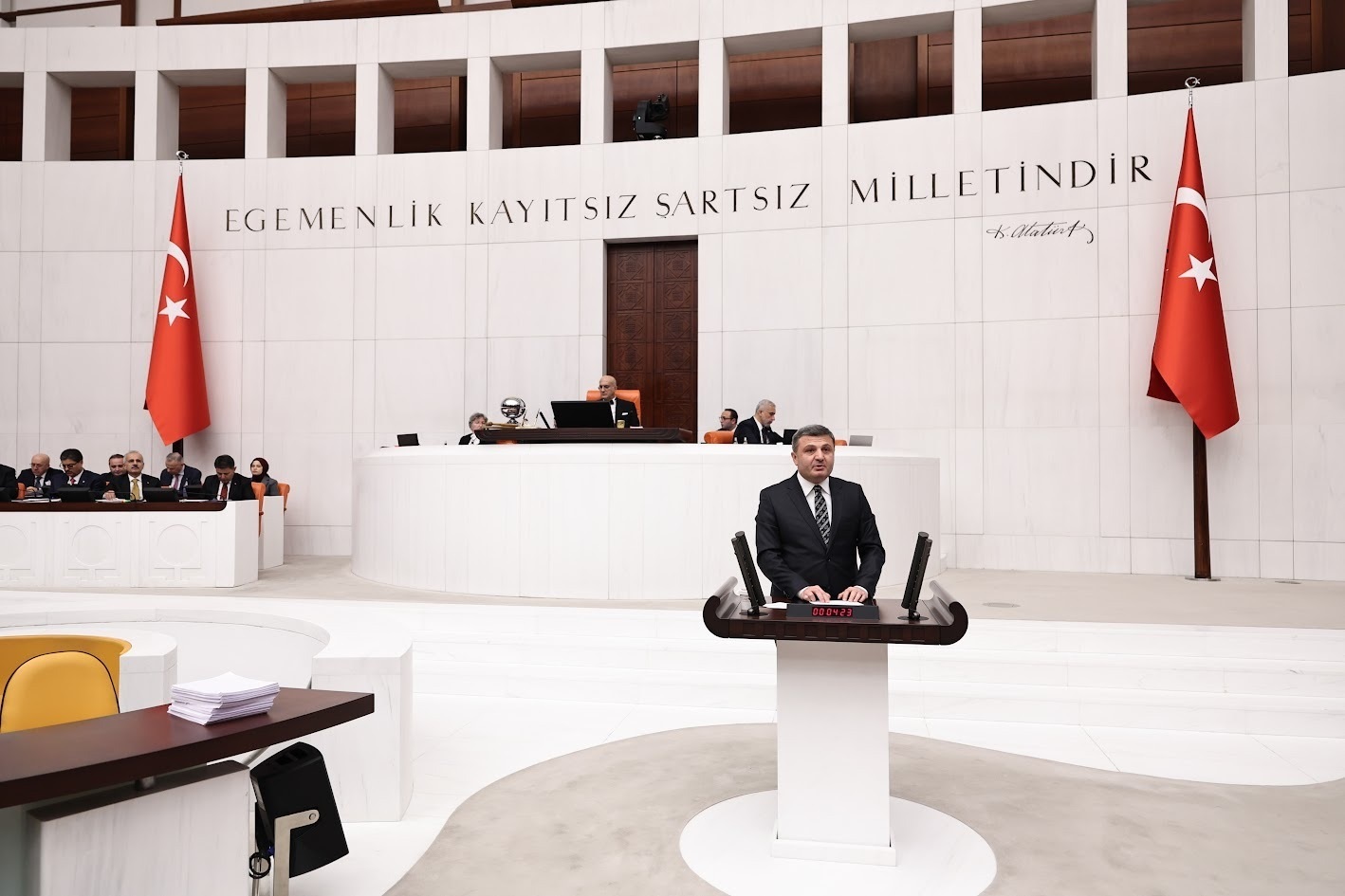 b4fd9389-ae6c-4f7f-a6a7-fd53c4ac313d