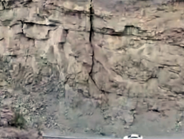 Dağda Ciddi Bir Yarılma Var, Felaket Kapıda