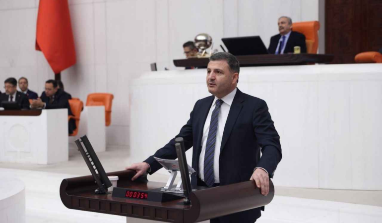 Siyaseti Ankara’ya Hapsetmeyen Anlayış