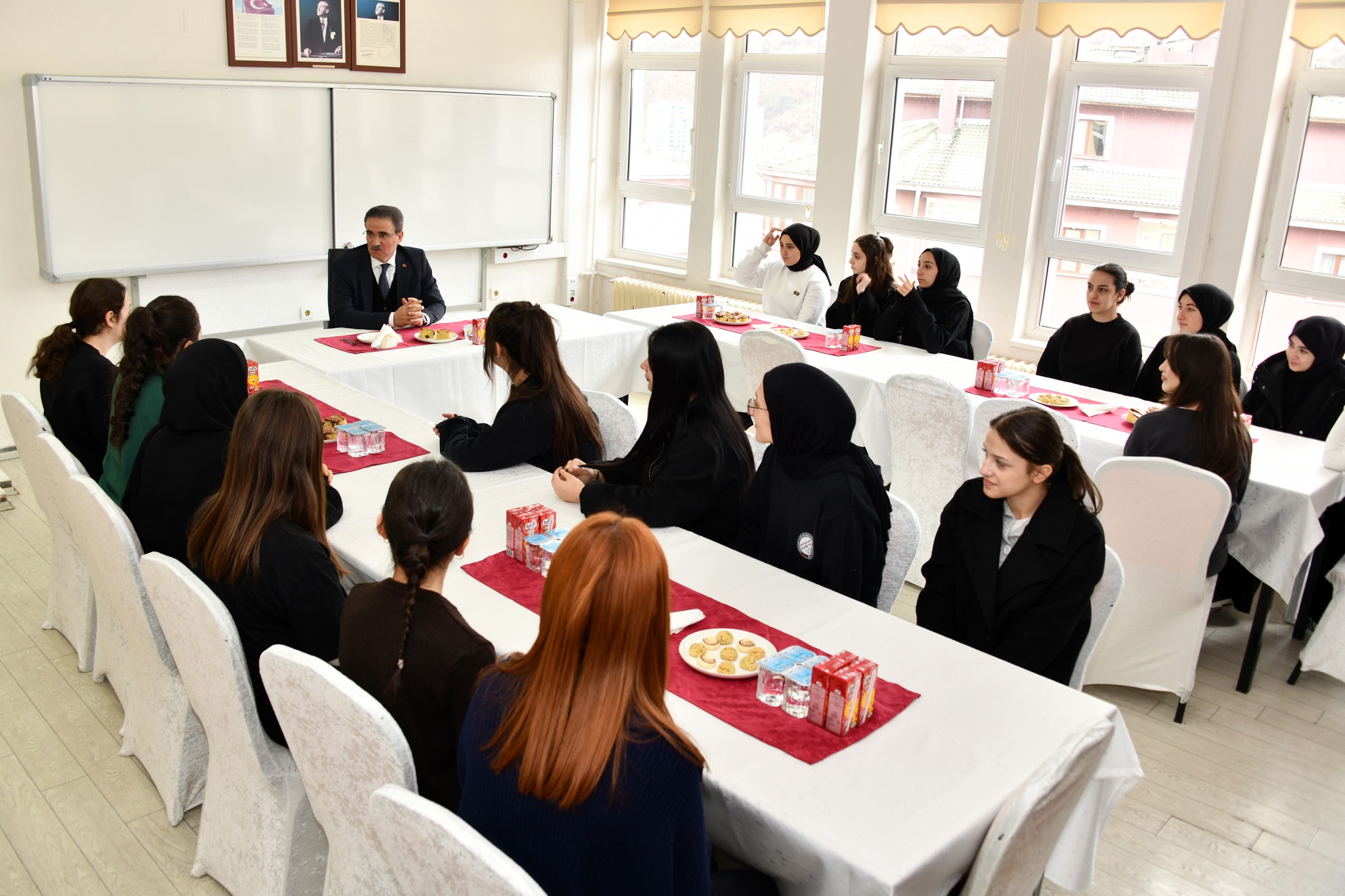 631771376_1214058794239650_8263963771912298204_n