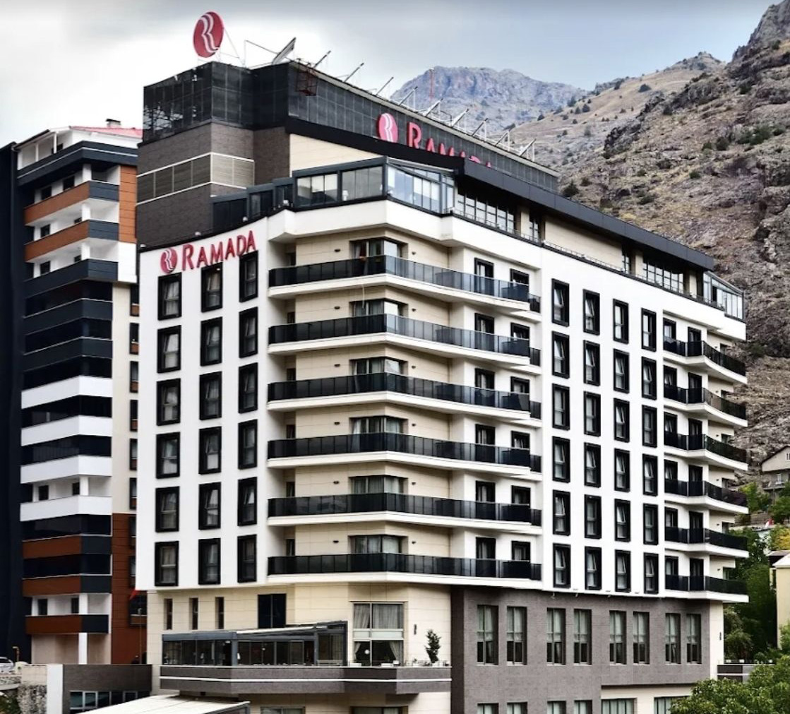 633997031_10163010070168897_2268248403128888632_n copy