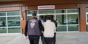 391 MİLYON TL'LİK YASA DIŞI BAHİS AĞINI BATAN KAFE ORTAYA ÇIKARDI GÜMÜŞHANE MERKEZLİ OPERASYONDA 5 ŞÜPHELİ ADLİYEDE YASADIŞI BAHİS PARASIYLA KAFE AÇTI, BATIRDI: 391 MİLYONLUK AĞ DEŞİFRE OLDU