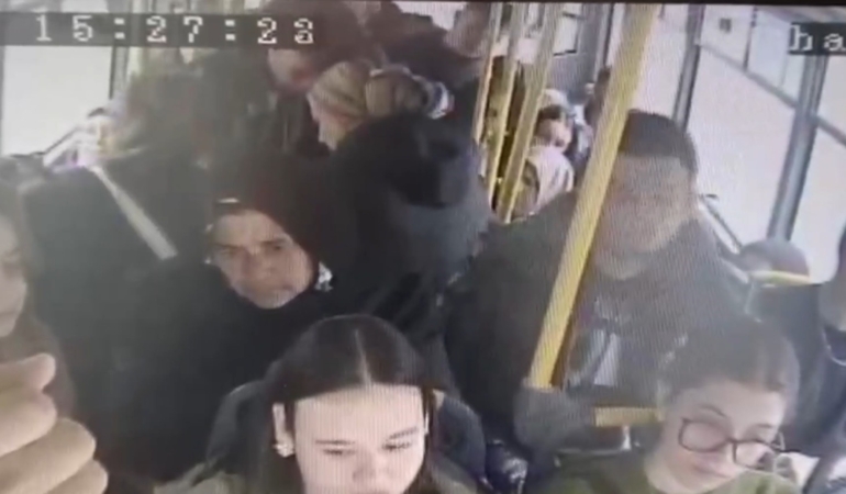 DOLMUŞTA HAYAT KURTARAN ANLAR